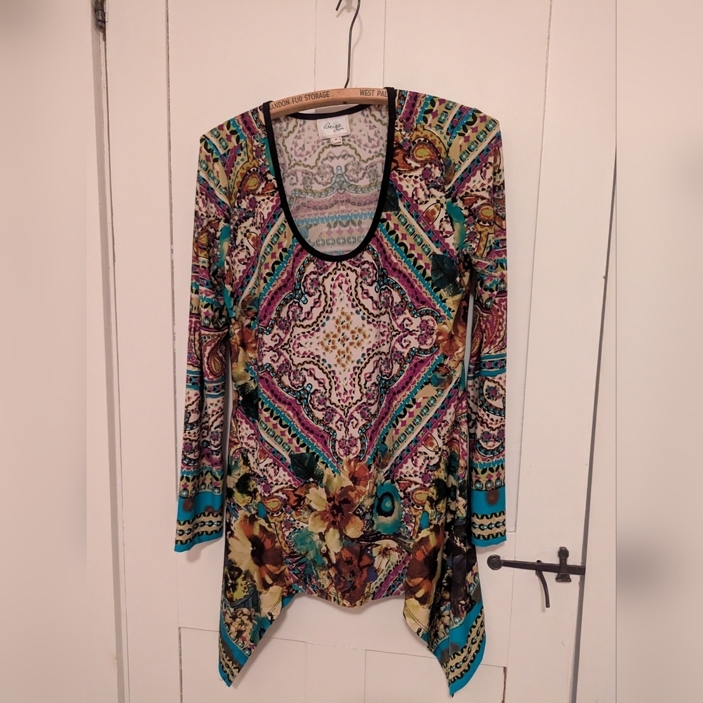Beige by Eci Tunic Top Art to Wear Geometric Design Soft Fabric layering
